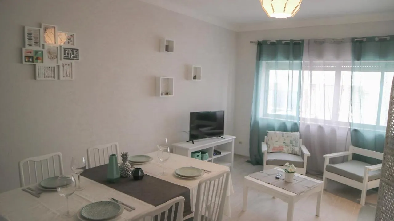Apartment Beautiful And Cozy Flat Close To Beach And Center Lagos